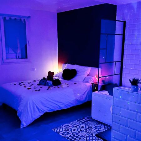 Amour Azur Appartement Pour 2 Avec Jacuzzi Et Terrasse A 2 Minutes De La Mer Vallauris Exterior photo